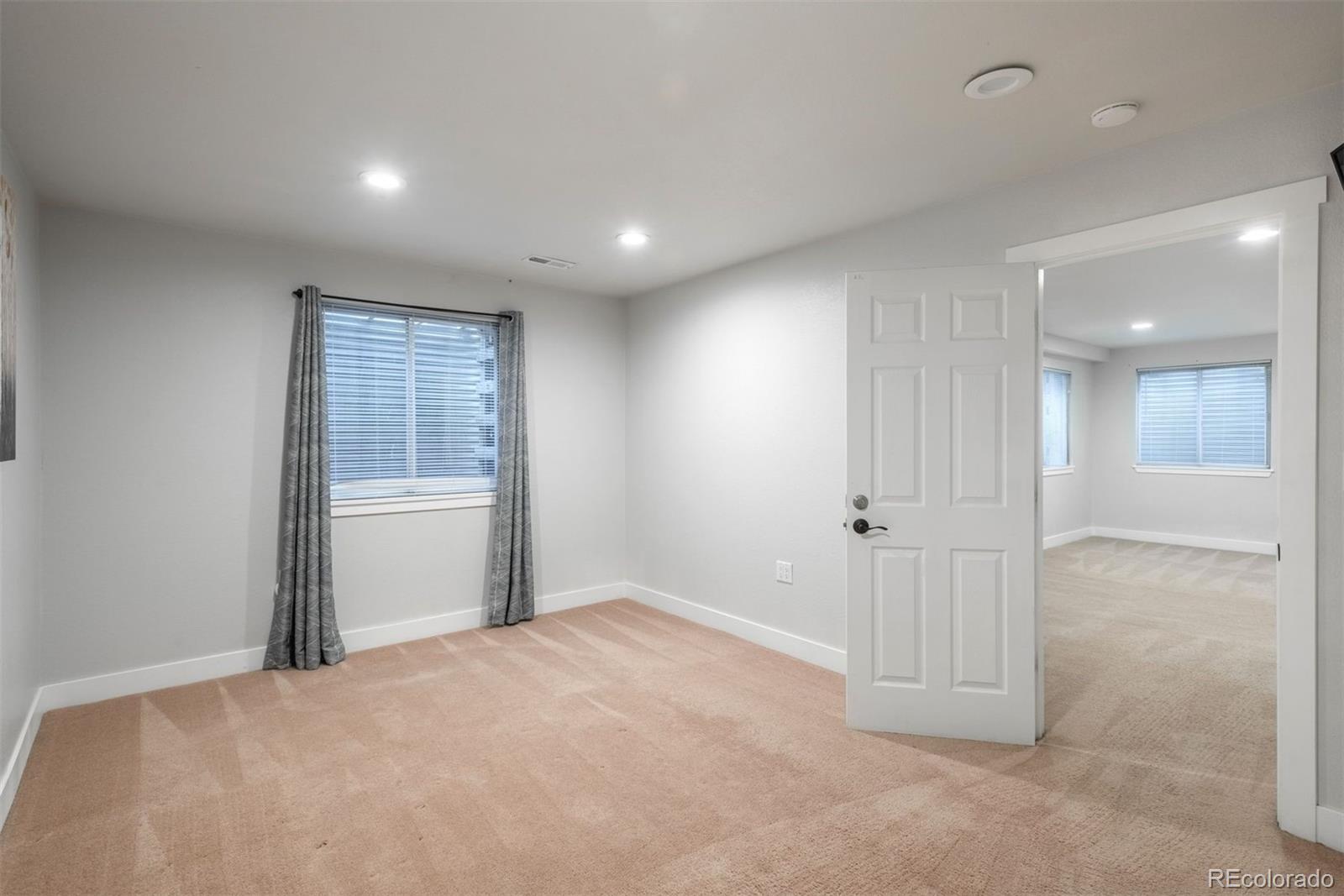 5303 E Courtney Avenue