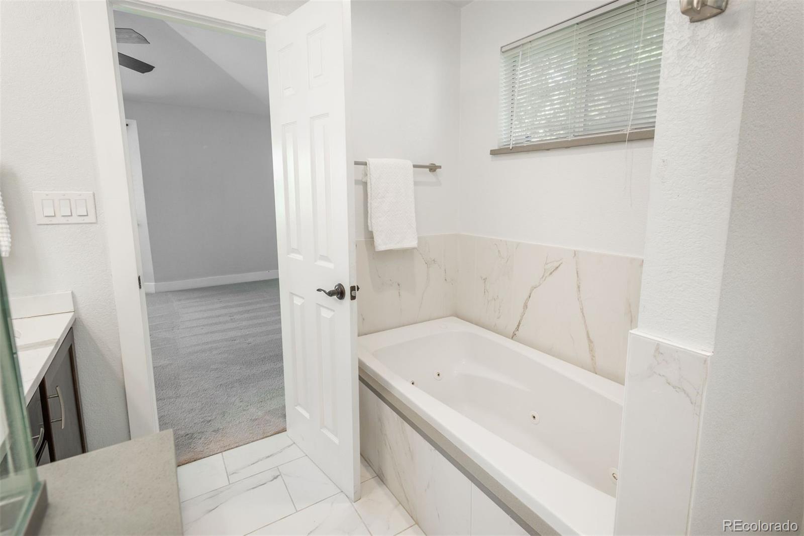 5303 E Courtney Avenue