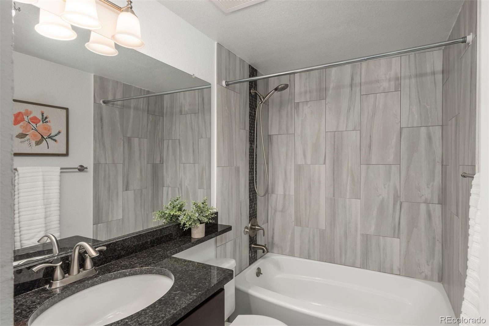 5303 E Courtney Avenue