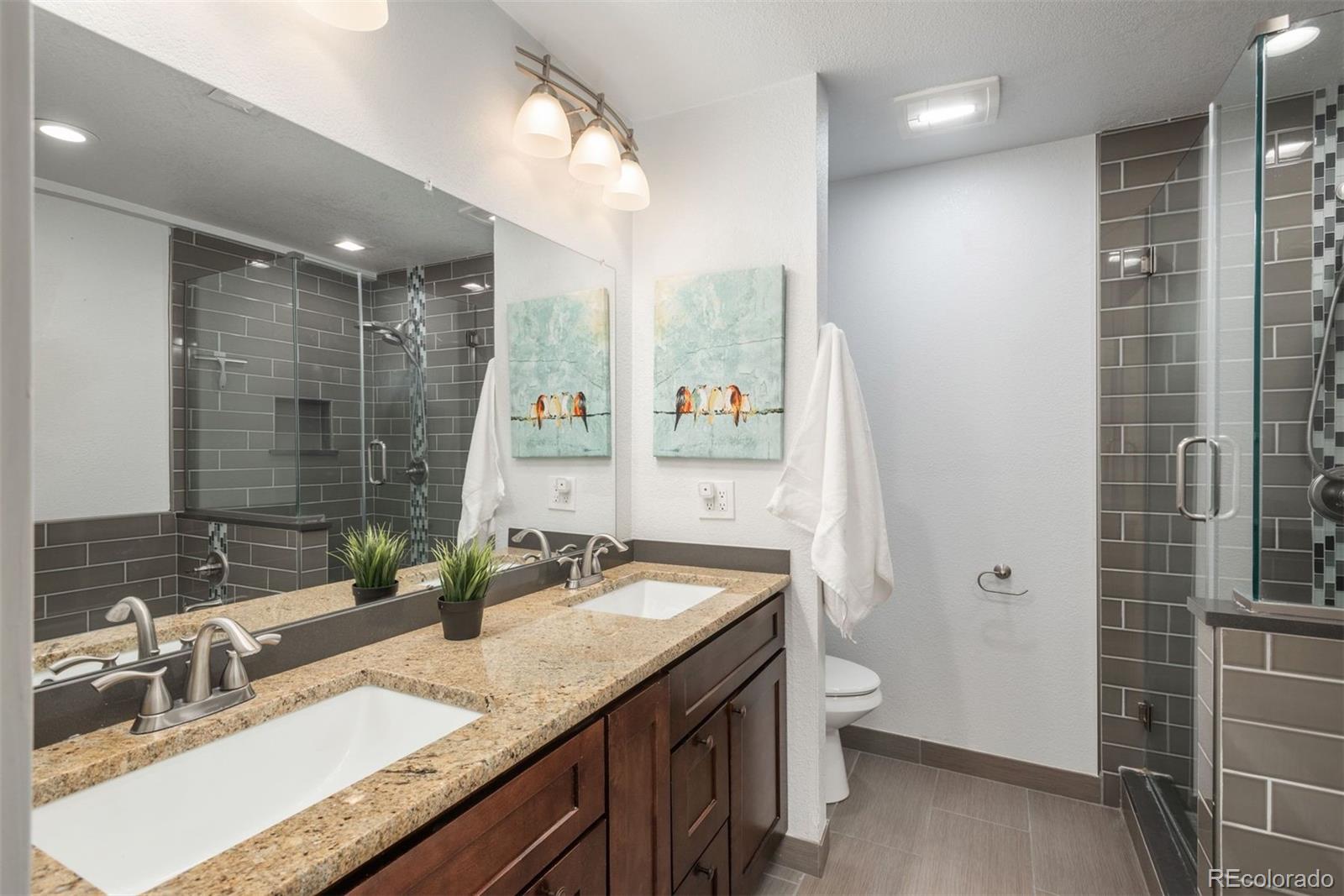 5303 E Courtney Avenue