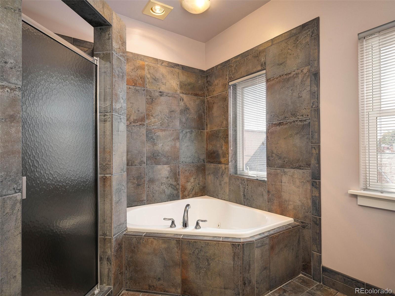 1352 N Pennsylvania Street Unit: 4