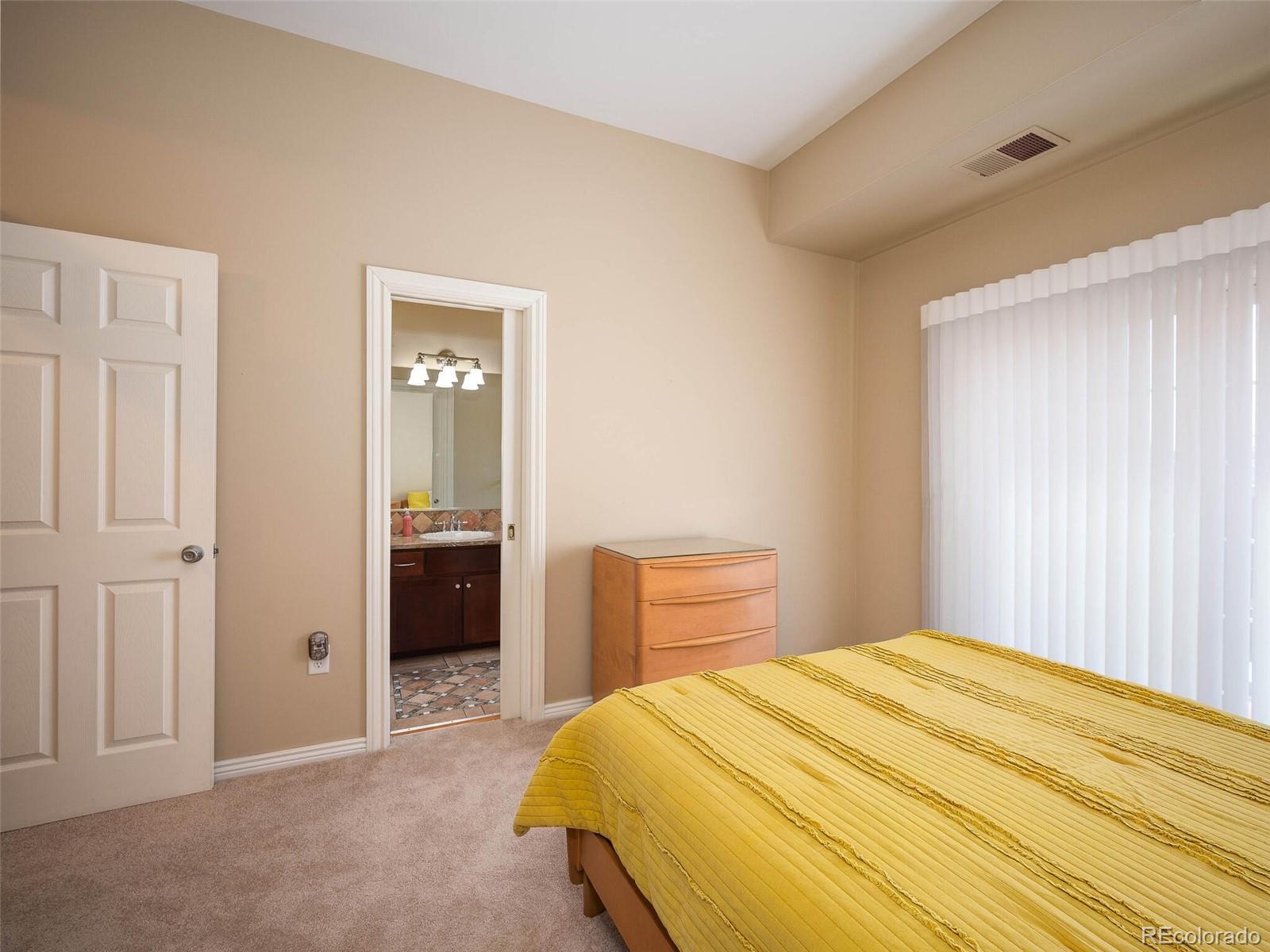 1352 N Pennsylvania Street Unit: 4