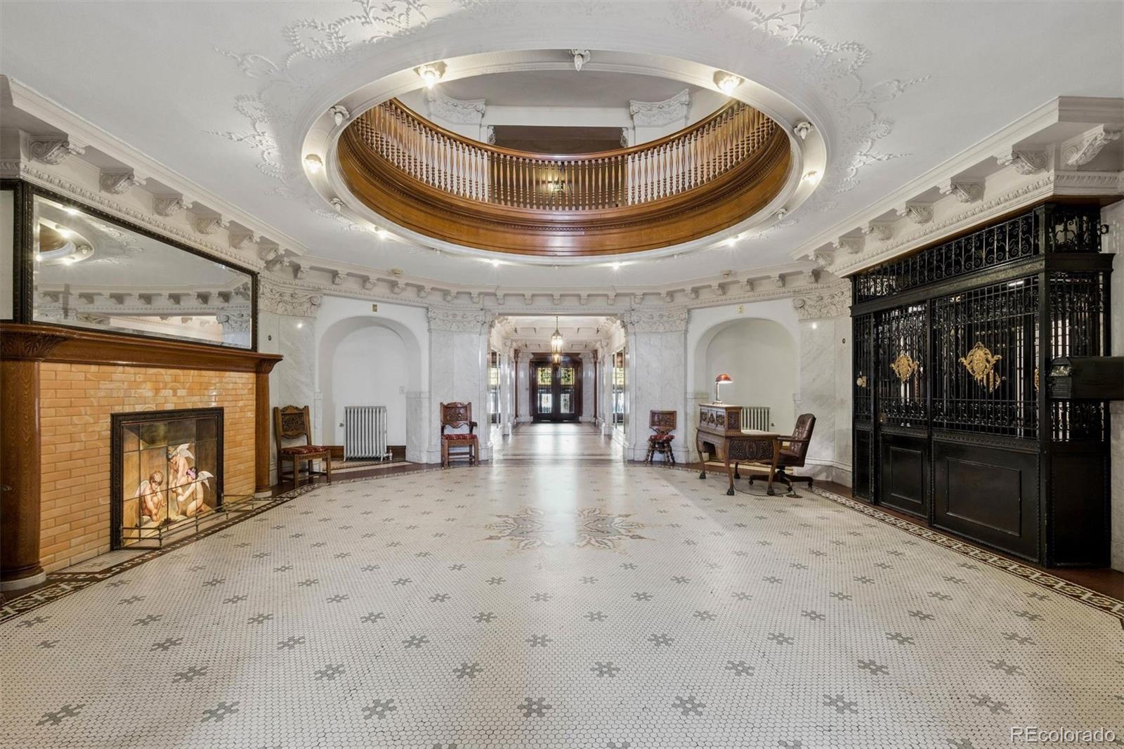 836 E 17th Avenue Unit: 2E