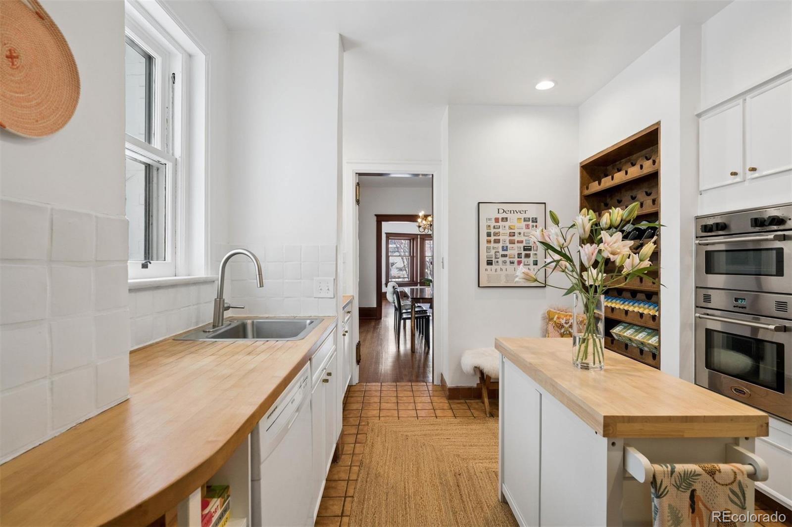 836 E 17th Avenue Unit: 2E