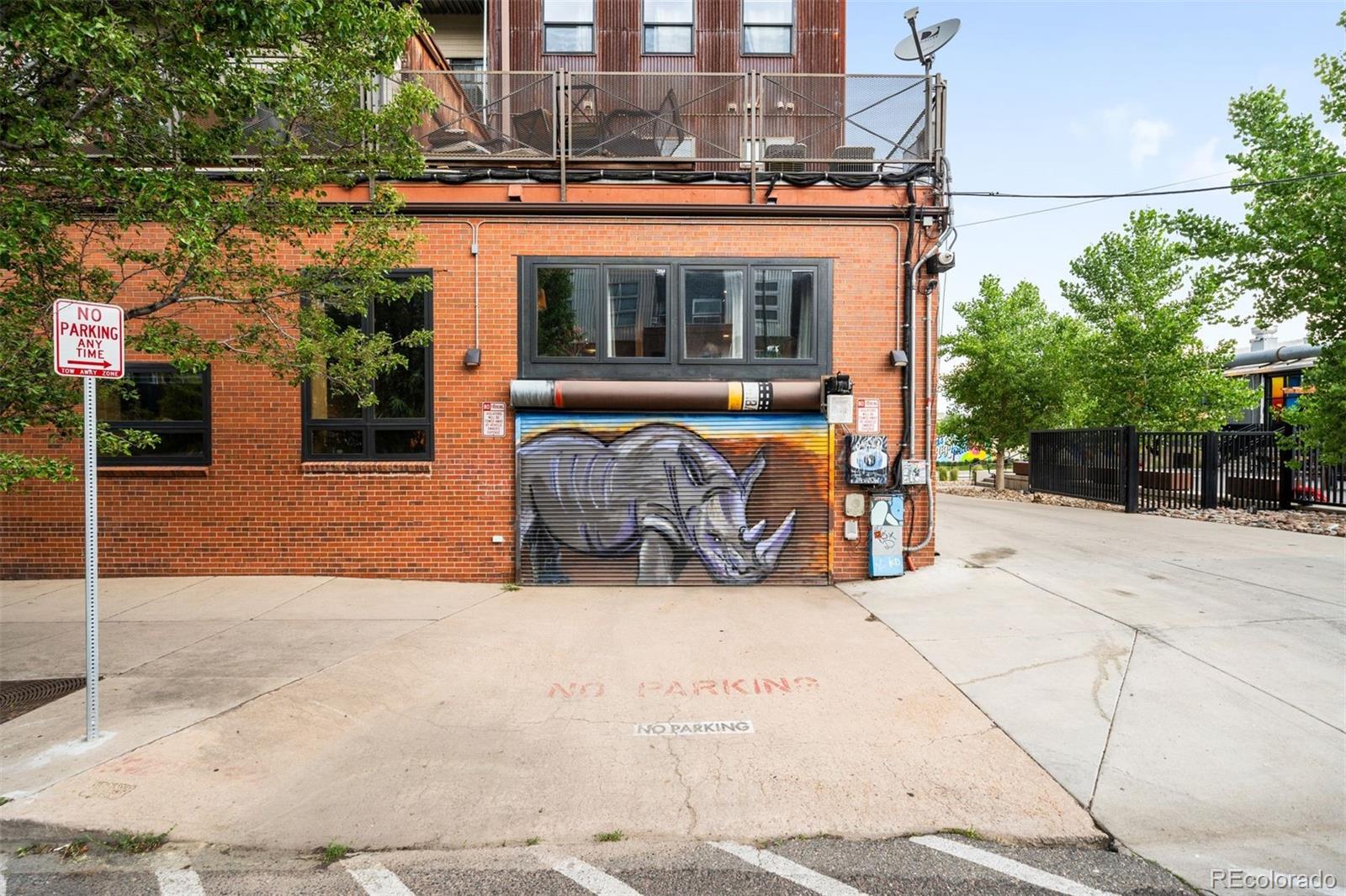 2715 Blake Street Unit: 4