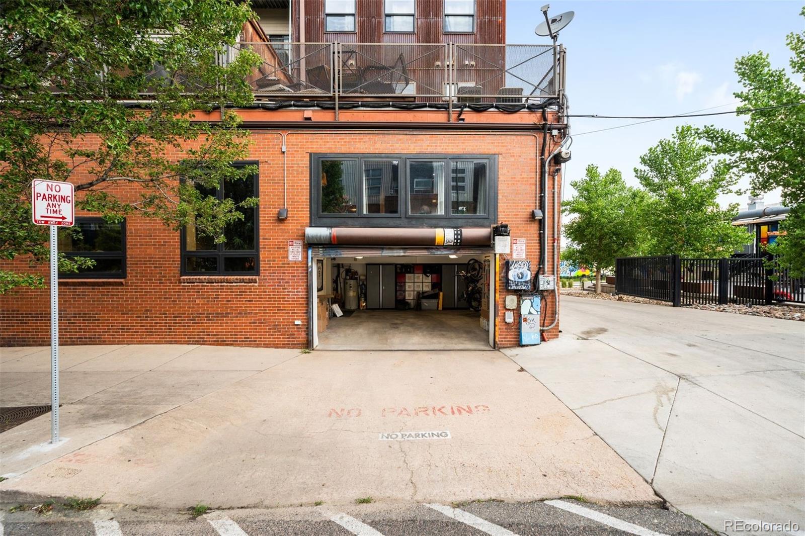 2715 Blake Street Unit: 4