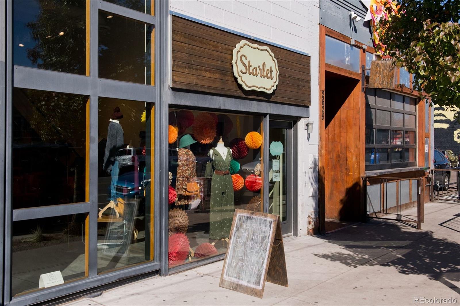 2715 Blake Street Unit: 4