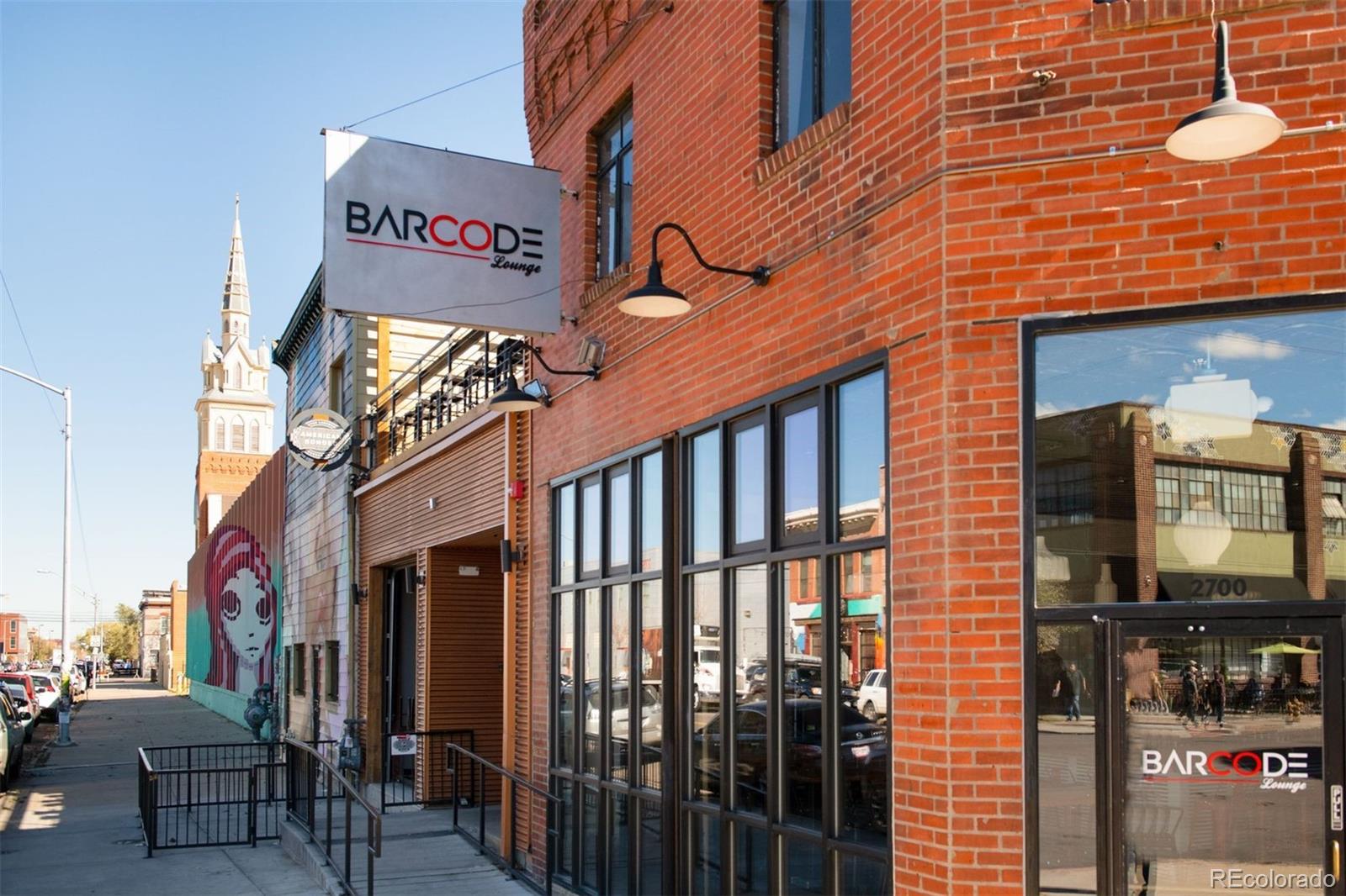 2715 Blake Street Unit: 4