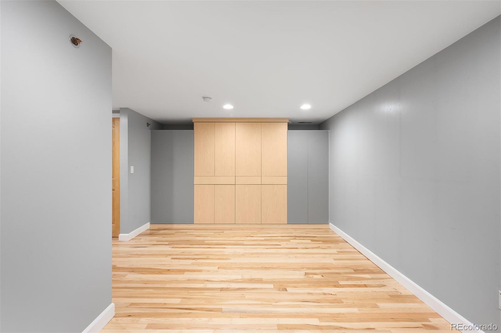 2715 Blake Street Unit: 4