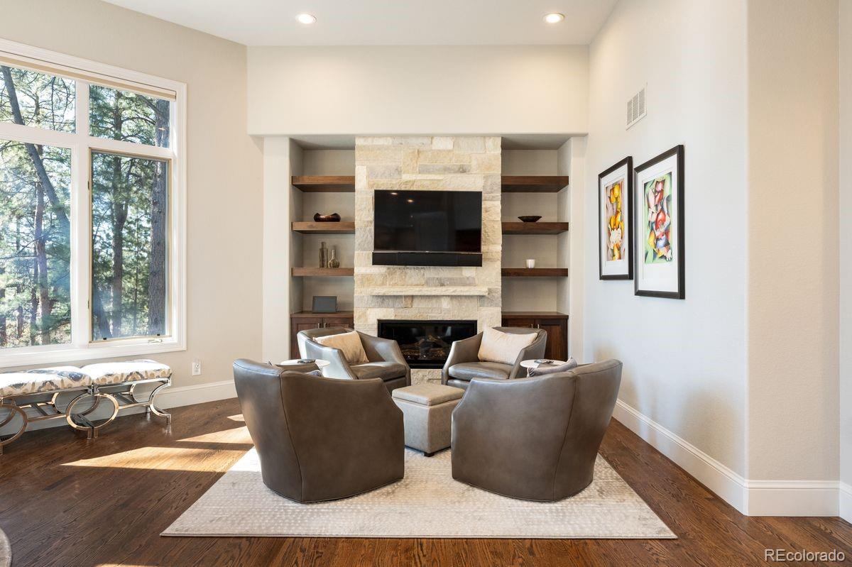 4525 Silver Gate Drive
