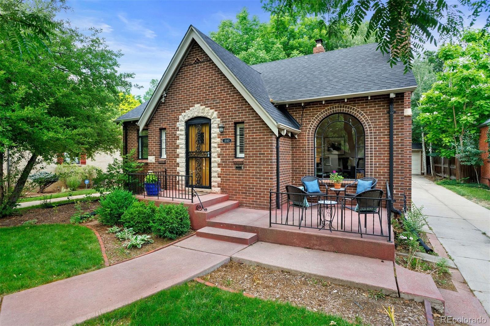 1040 S Elizabeth Street