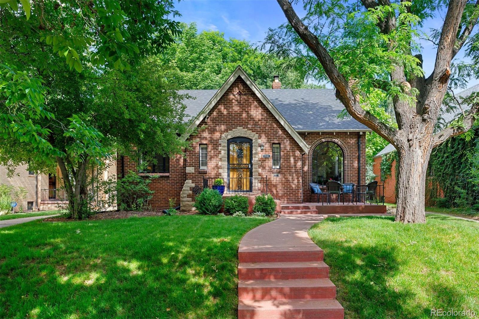 1040 S Elizabeth Street