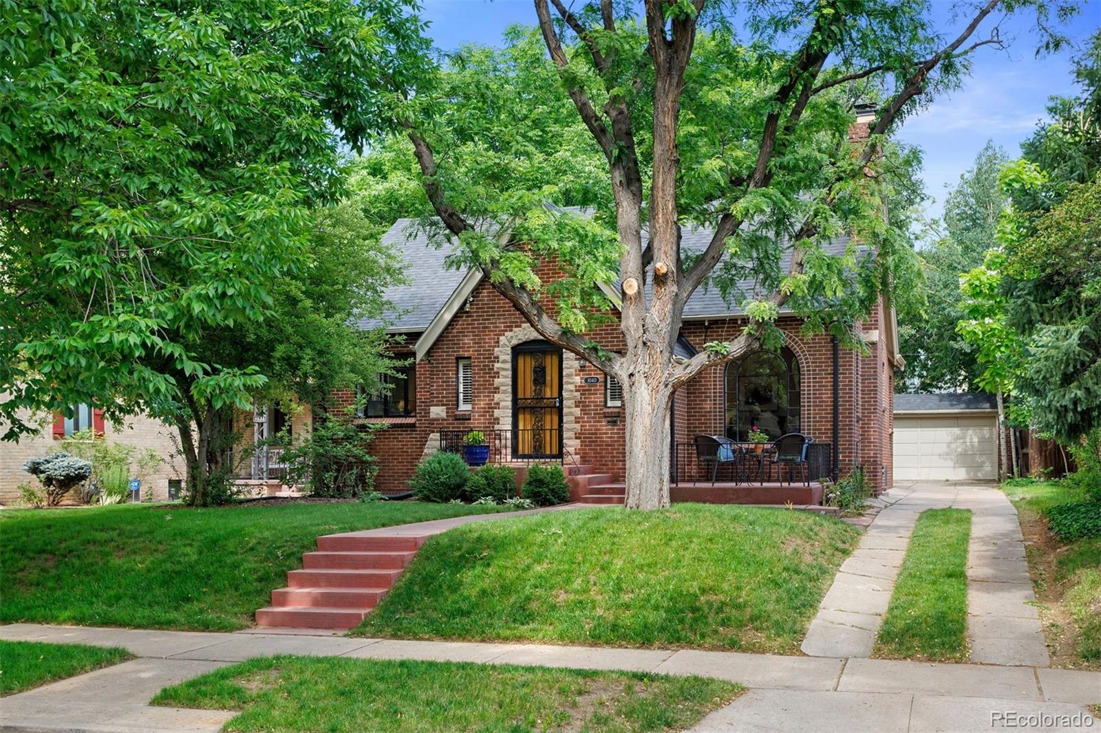 1040 S Elizabeth Street