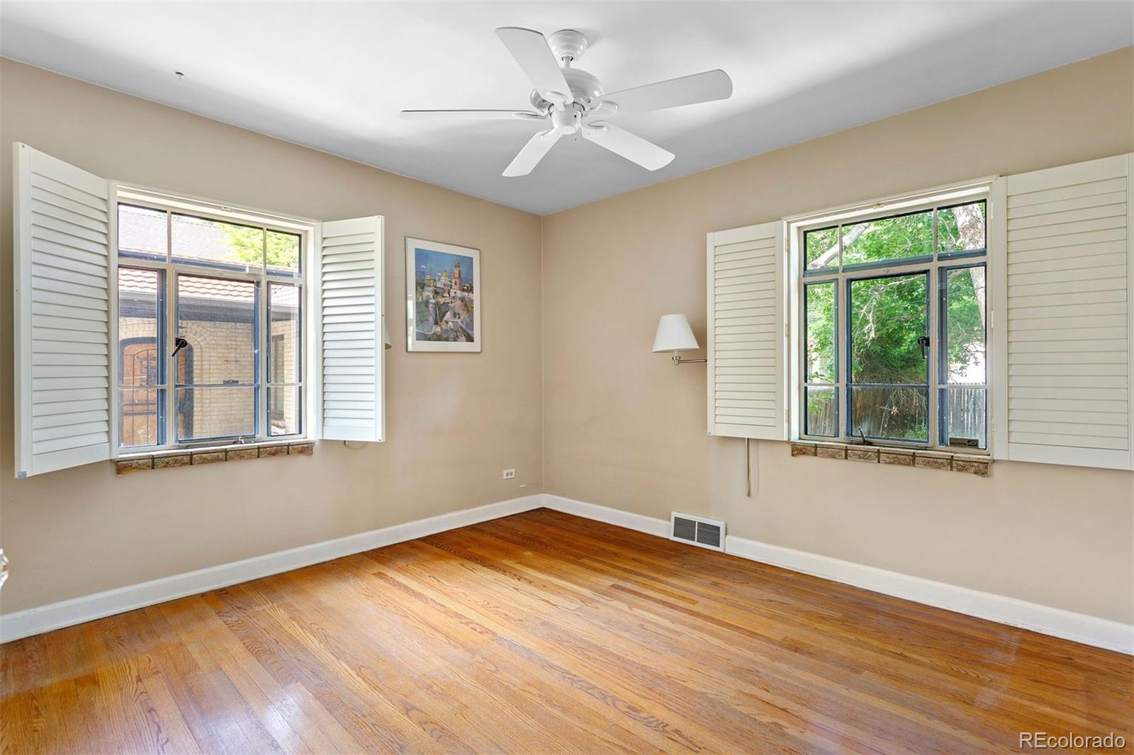 1040 S Elizabeth Street