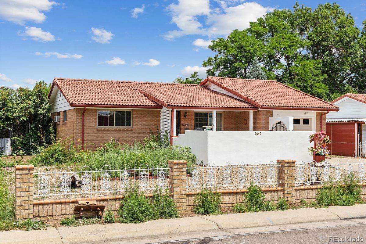 6659 W Louisiana Place