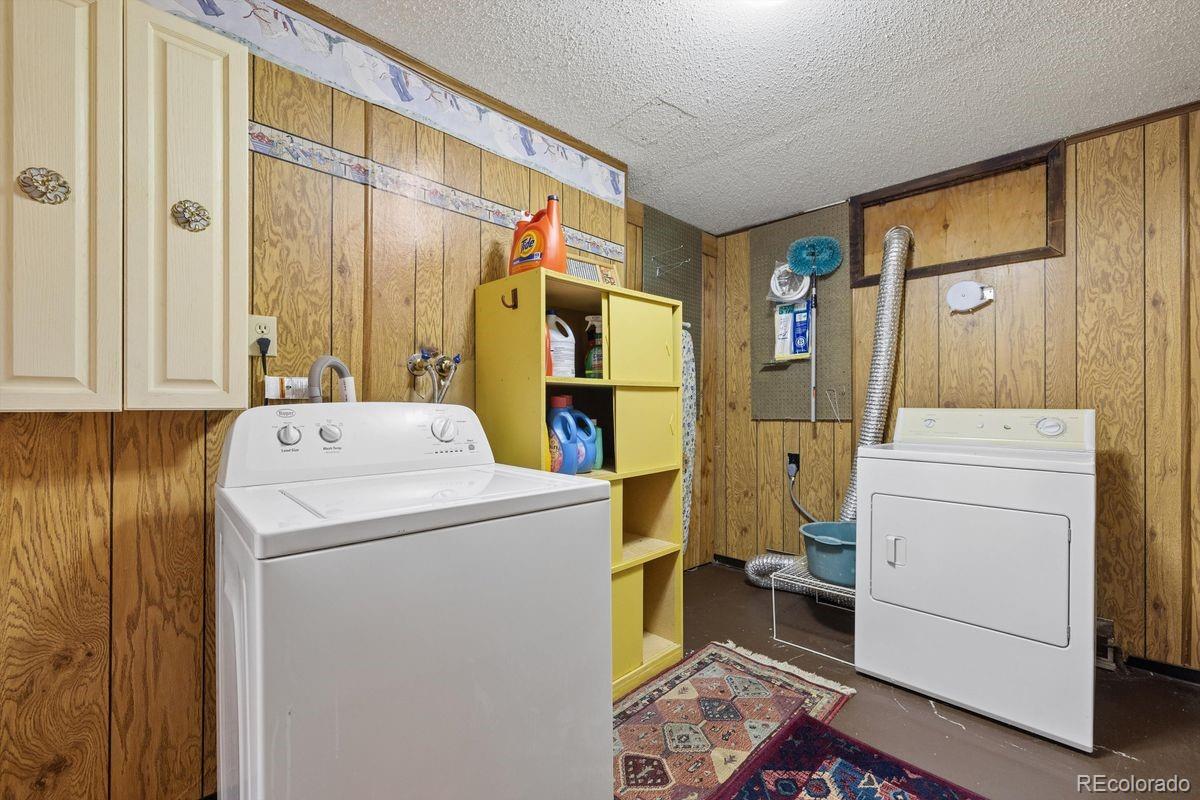 6659 W Louisiana Place