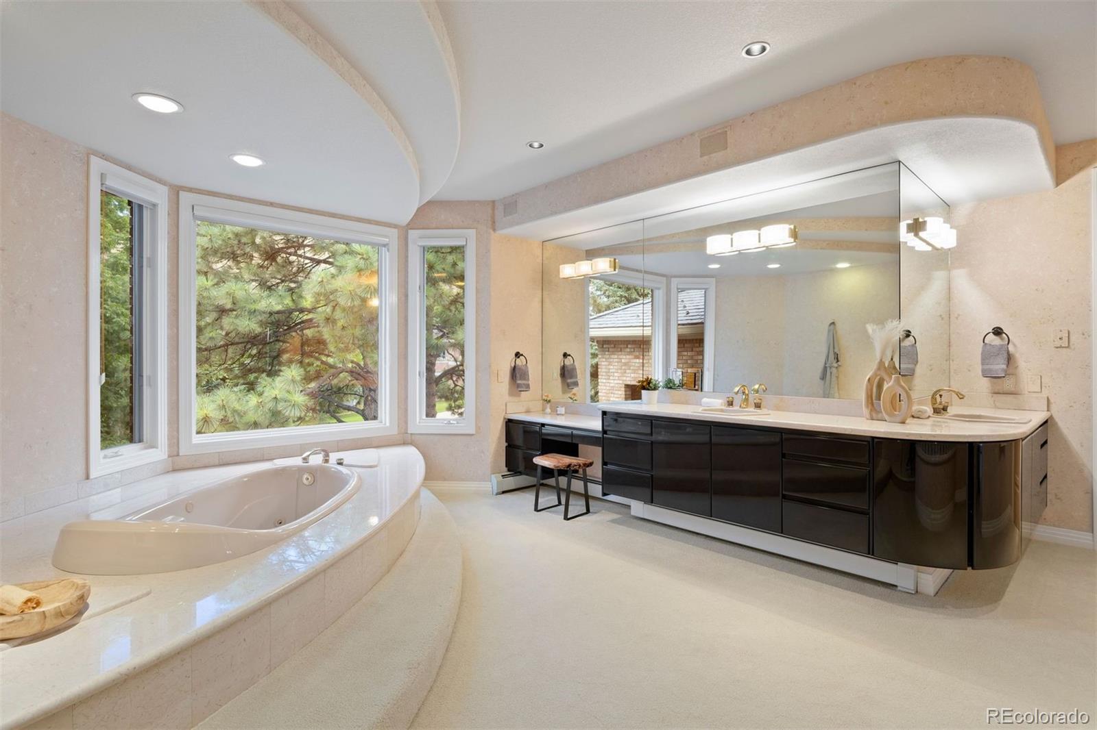 15895 W Bayaud Drive