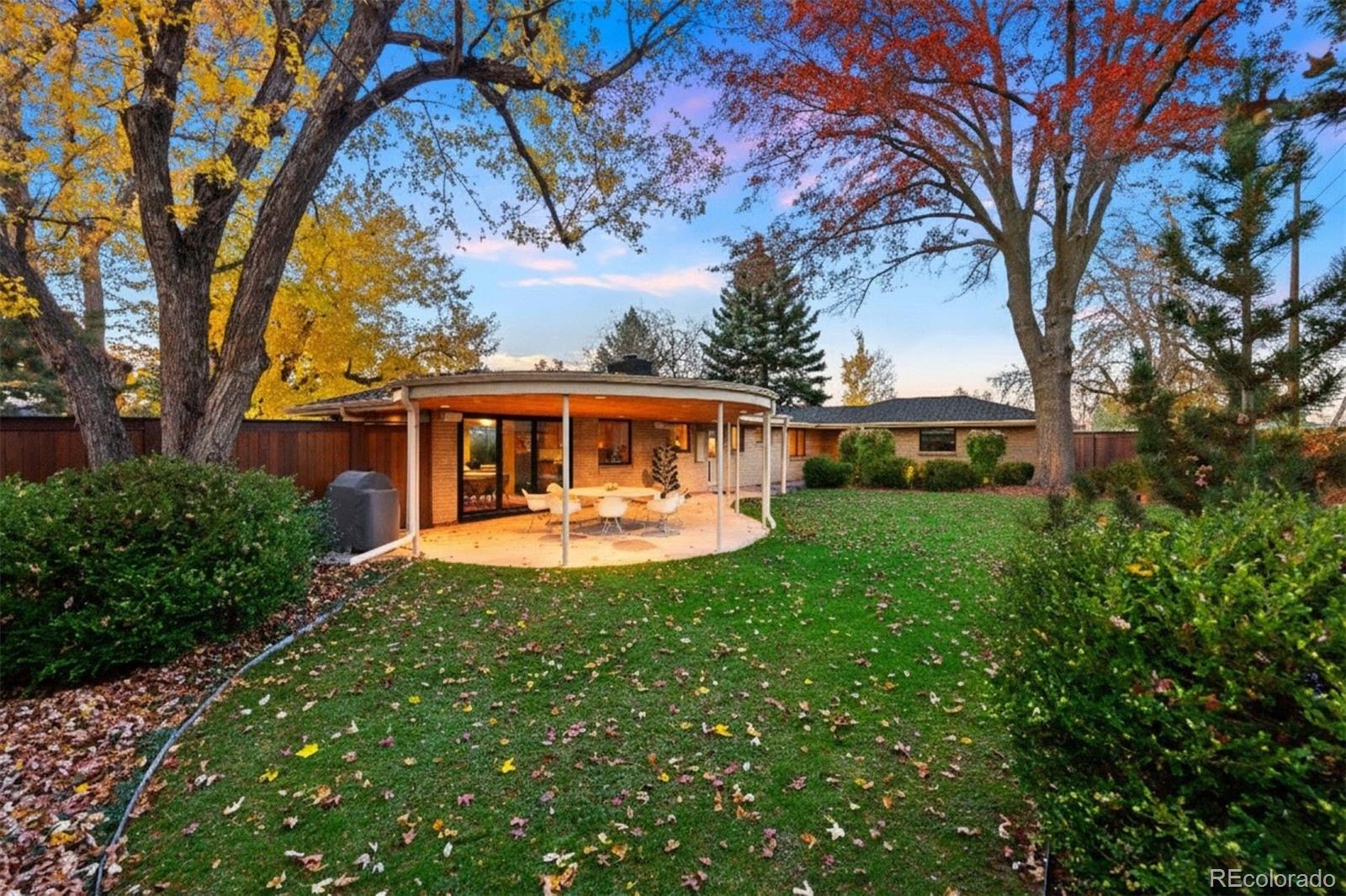 230 Monaco St Parkway