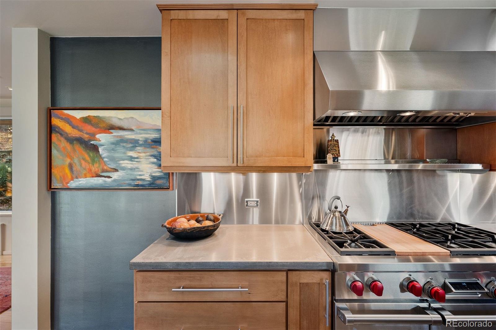 230 Monaco St Parkway