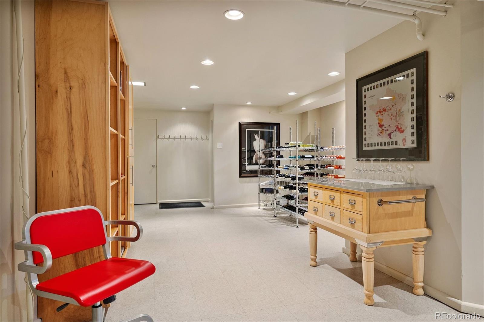 230 Monaco St Parkway