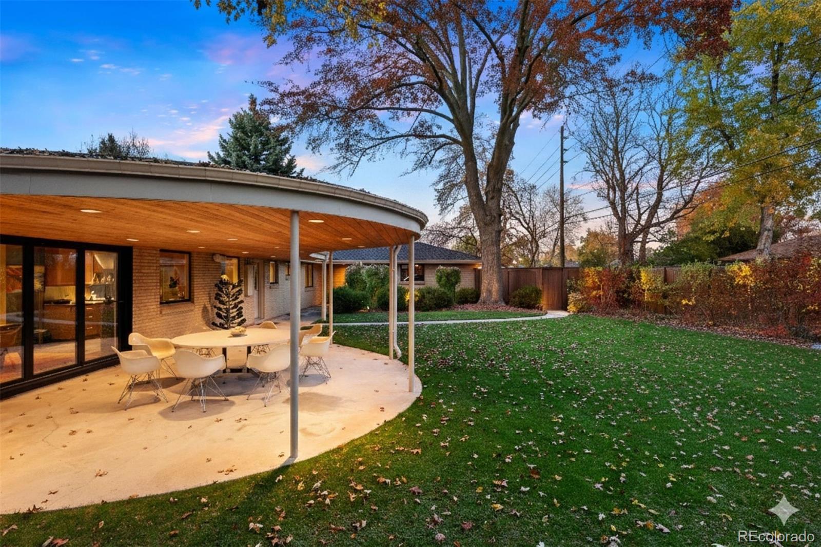 230 Monaco St Parkway