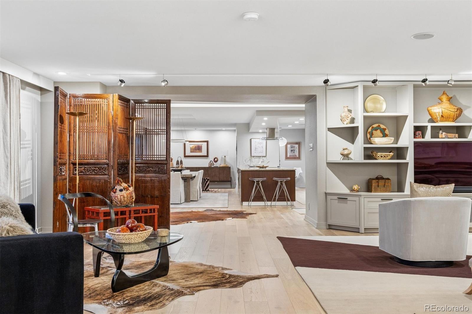 460 S Marion Parkway Unit: 1856