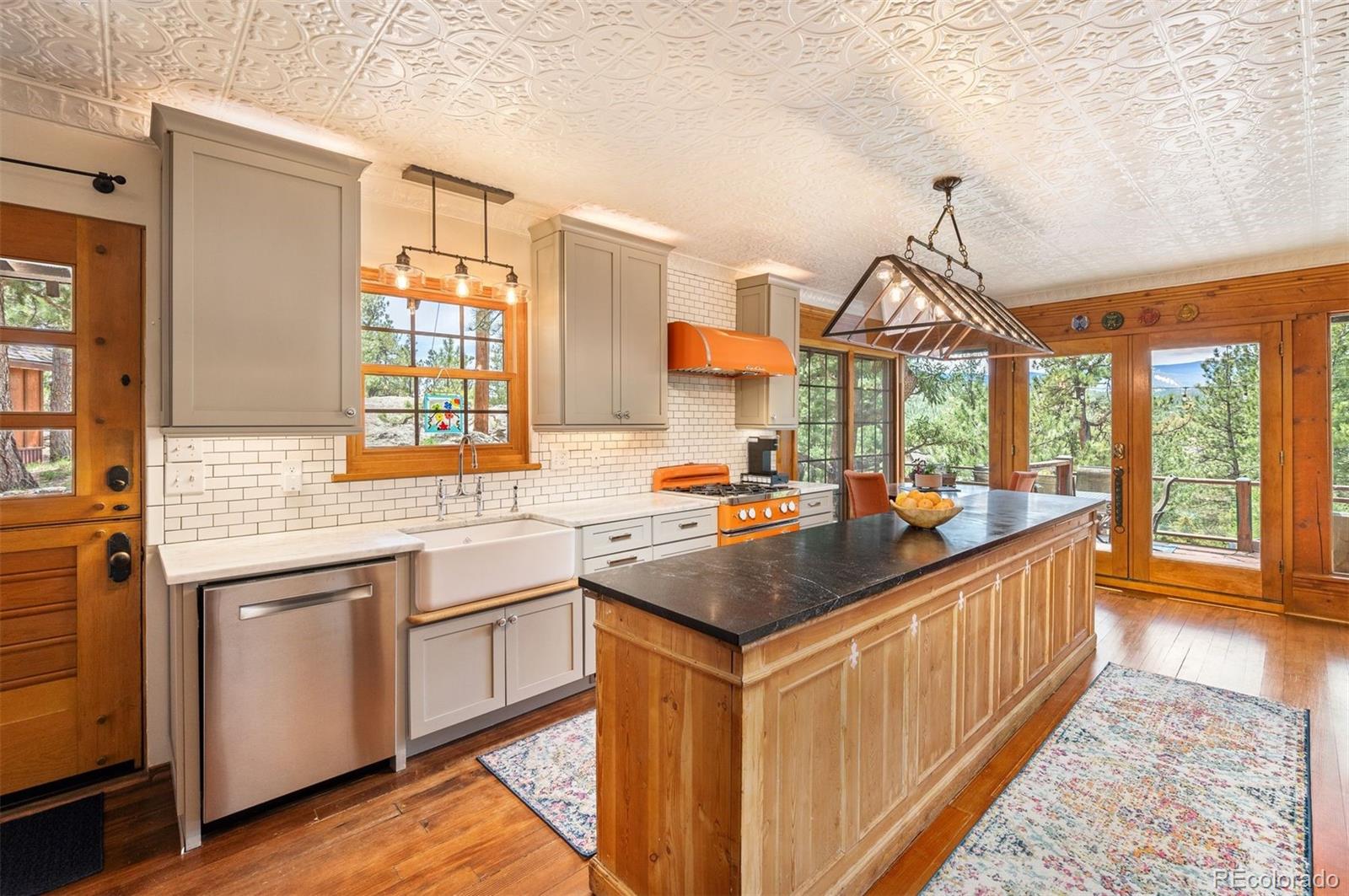 30240 Troutdale Scenic Drive