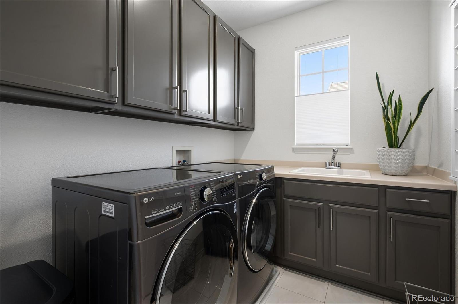 9073 E 29th Place