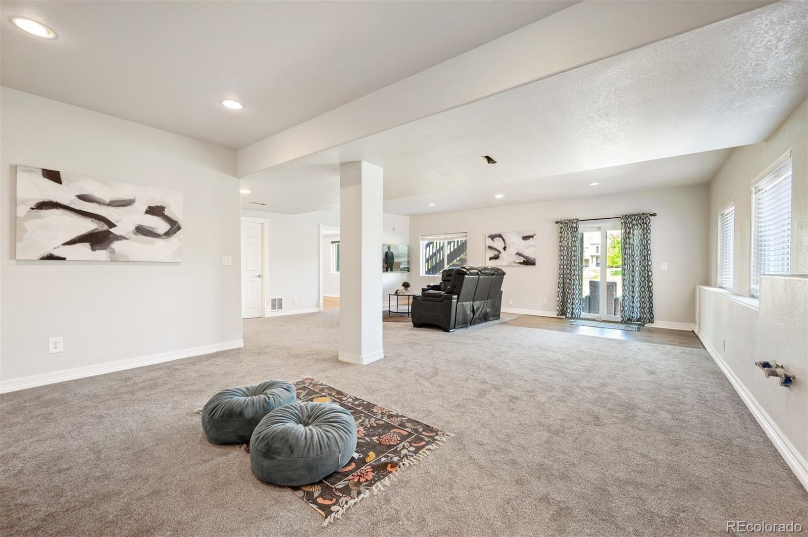 9467 W Plymouth Avenue