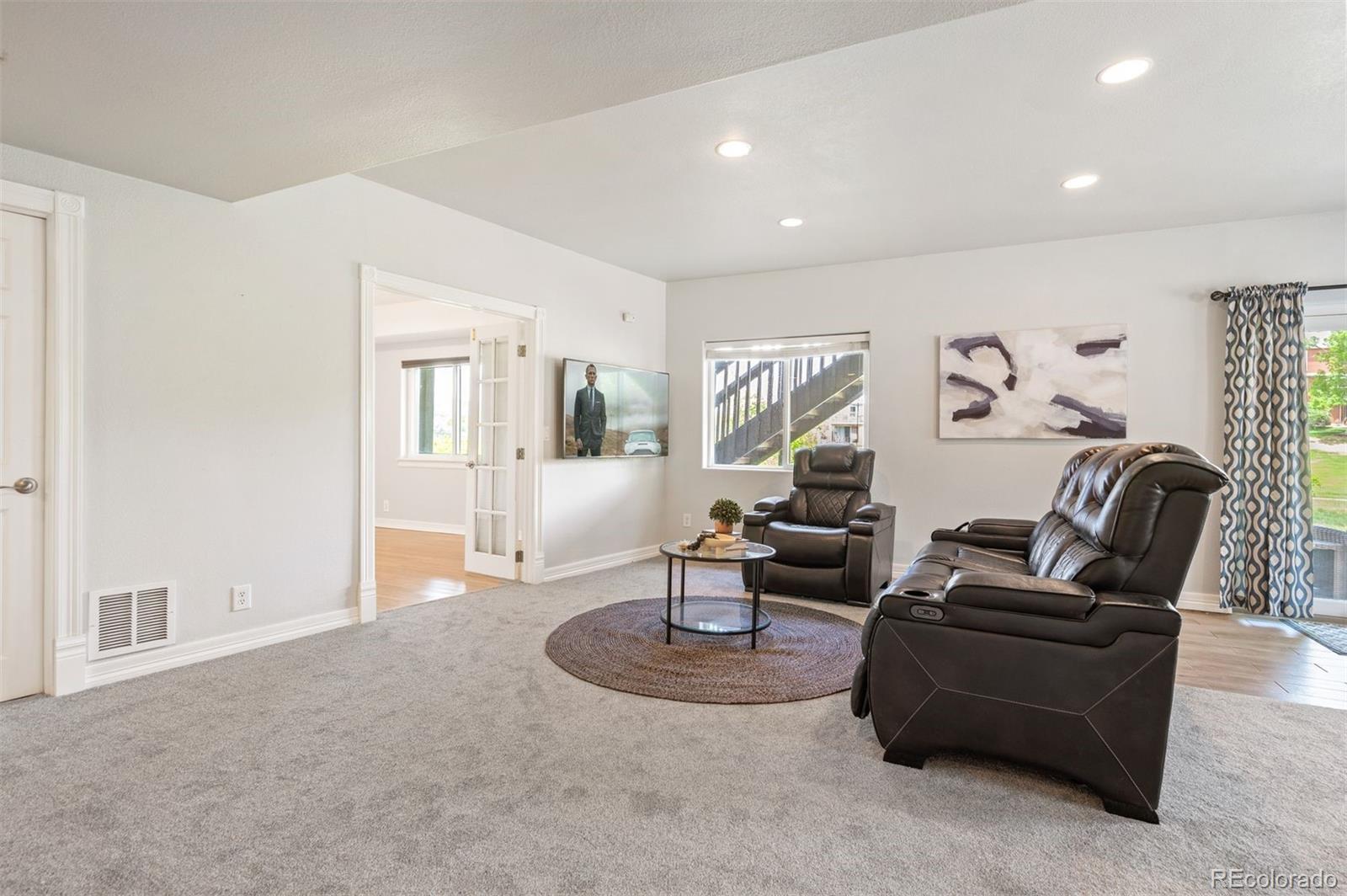 9467 W Plymouth Avenue