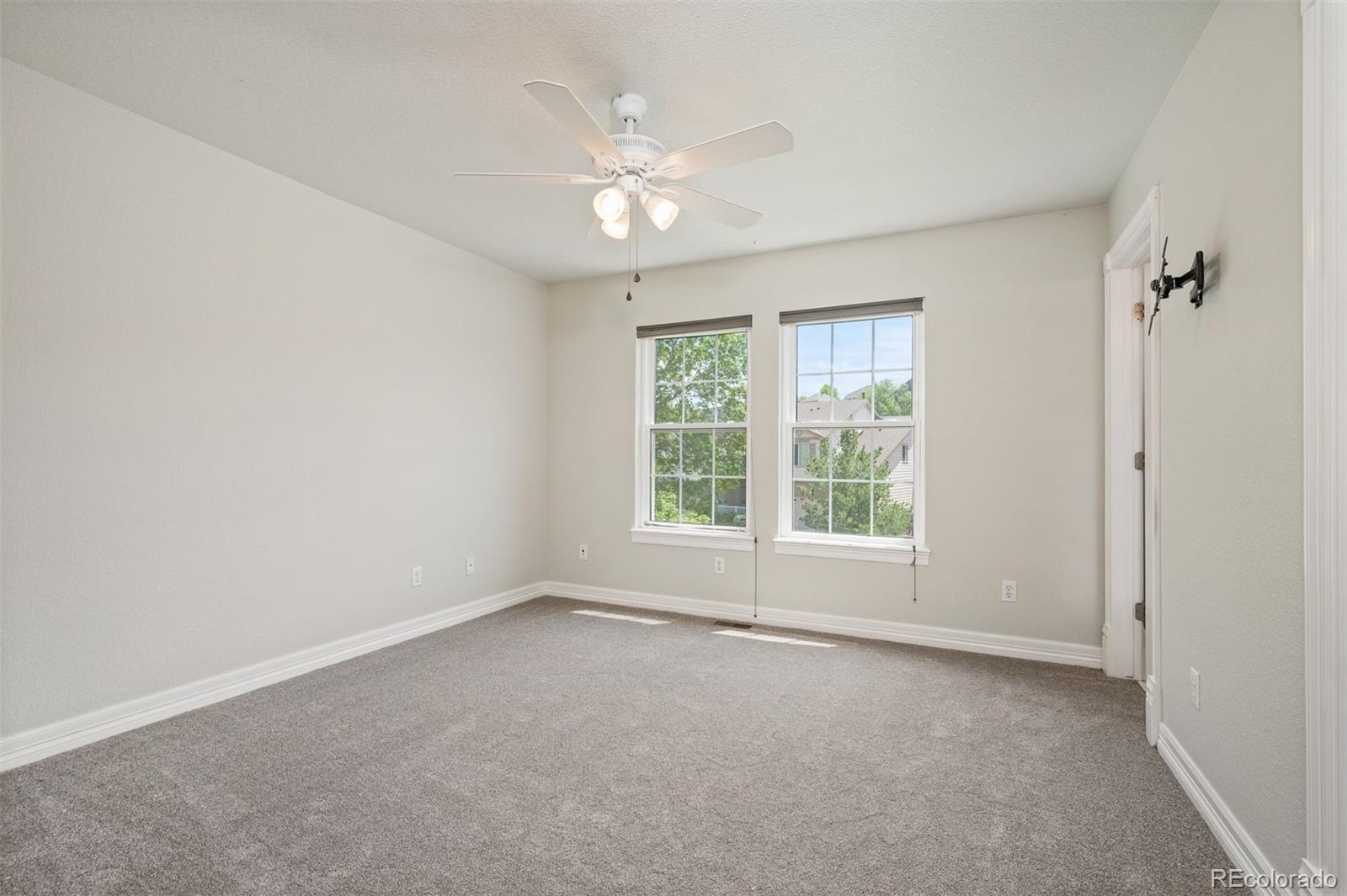 9467 W Plymouth Avenue