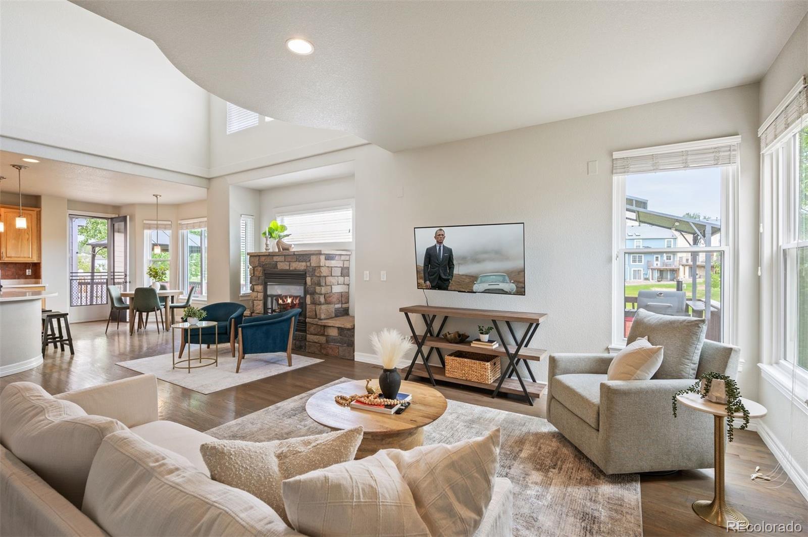 9467 W Plymouth Avenue