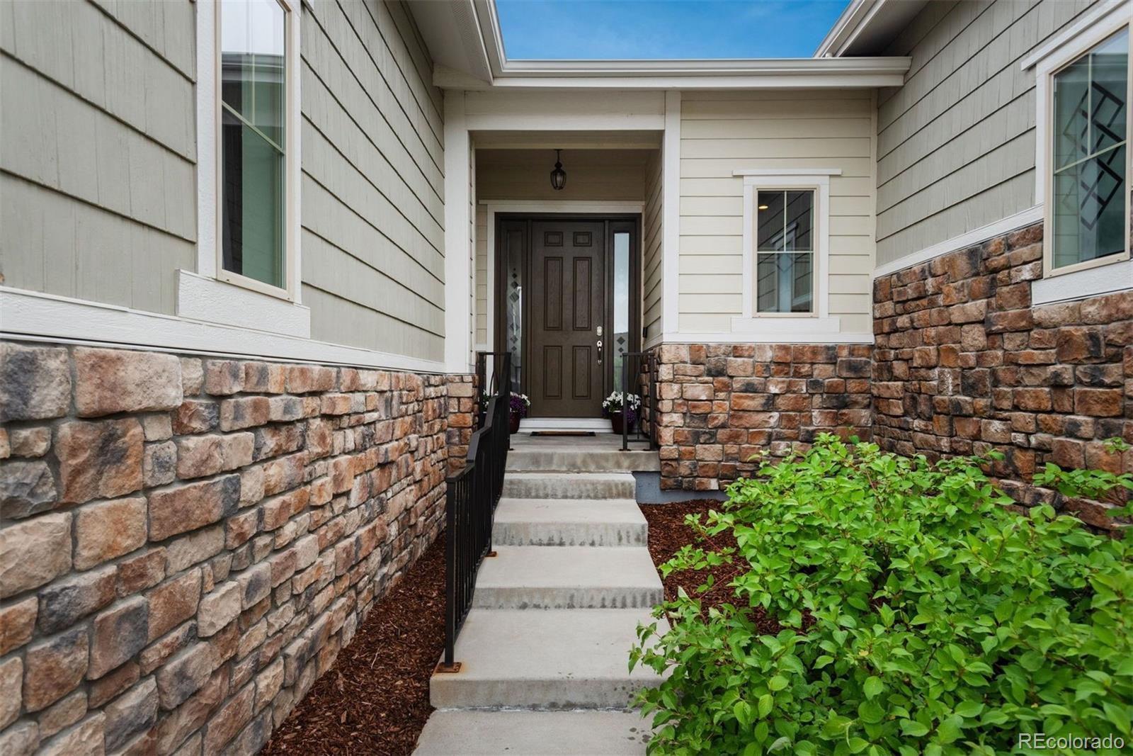 23130 E Del Norte Circle