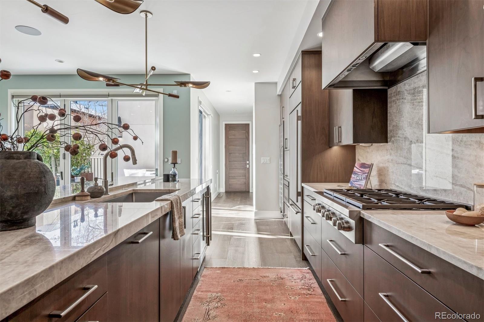 525 Columbine Street