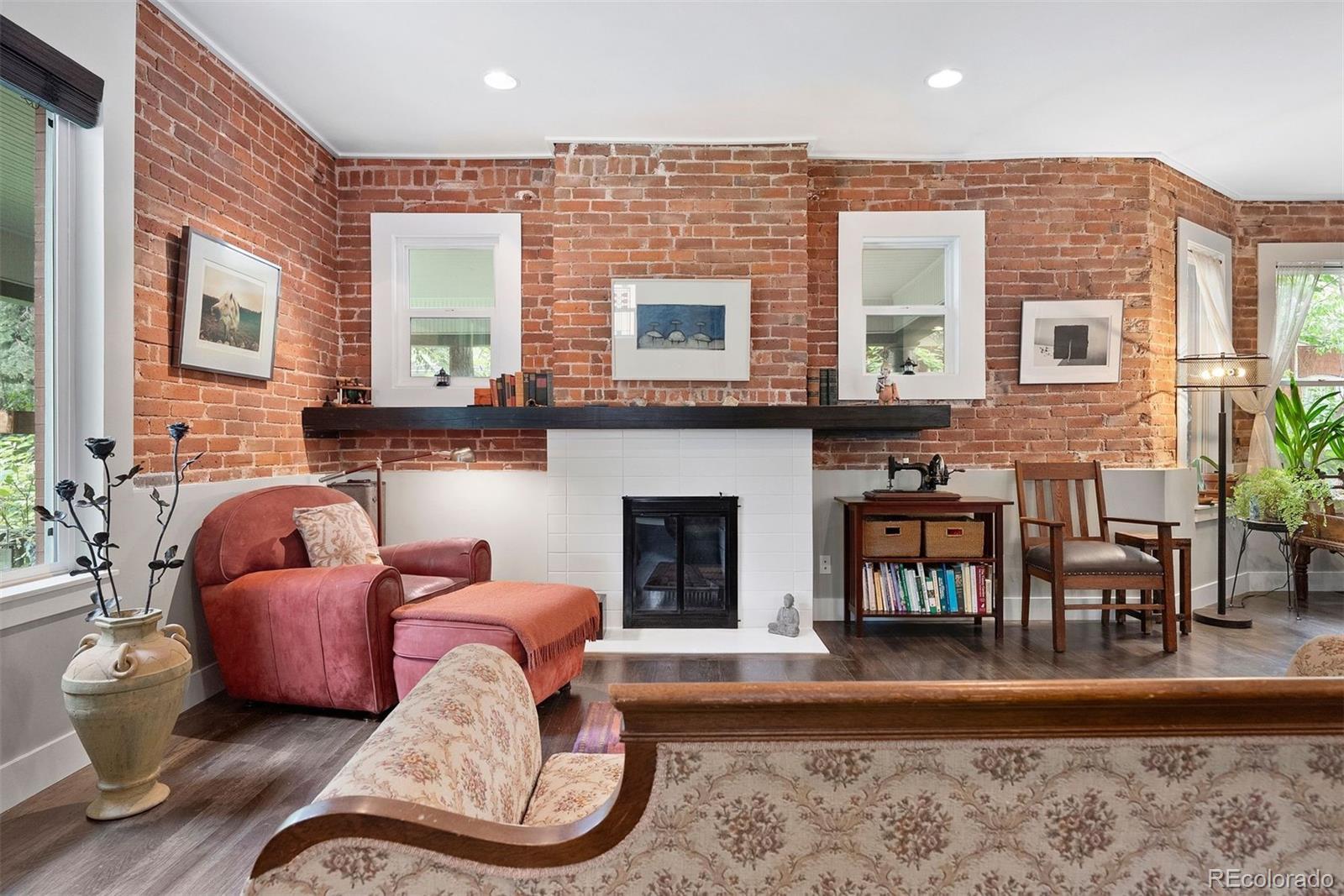 2131 S Columbine Street