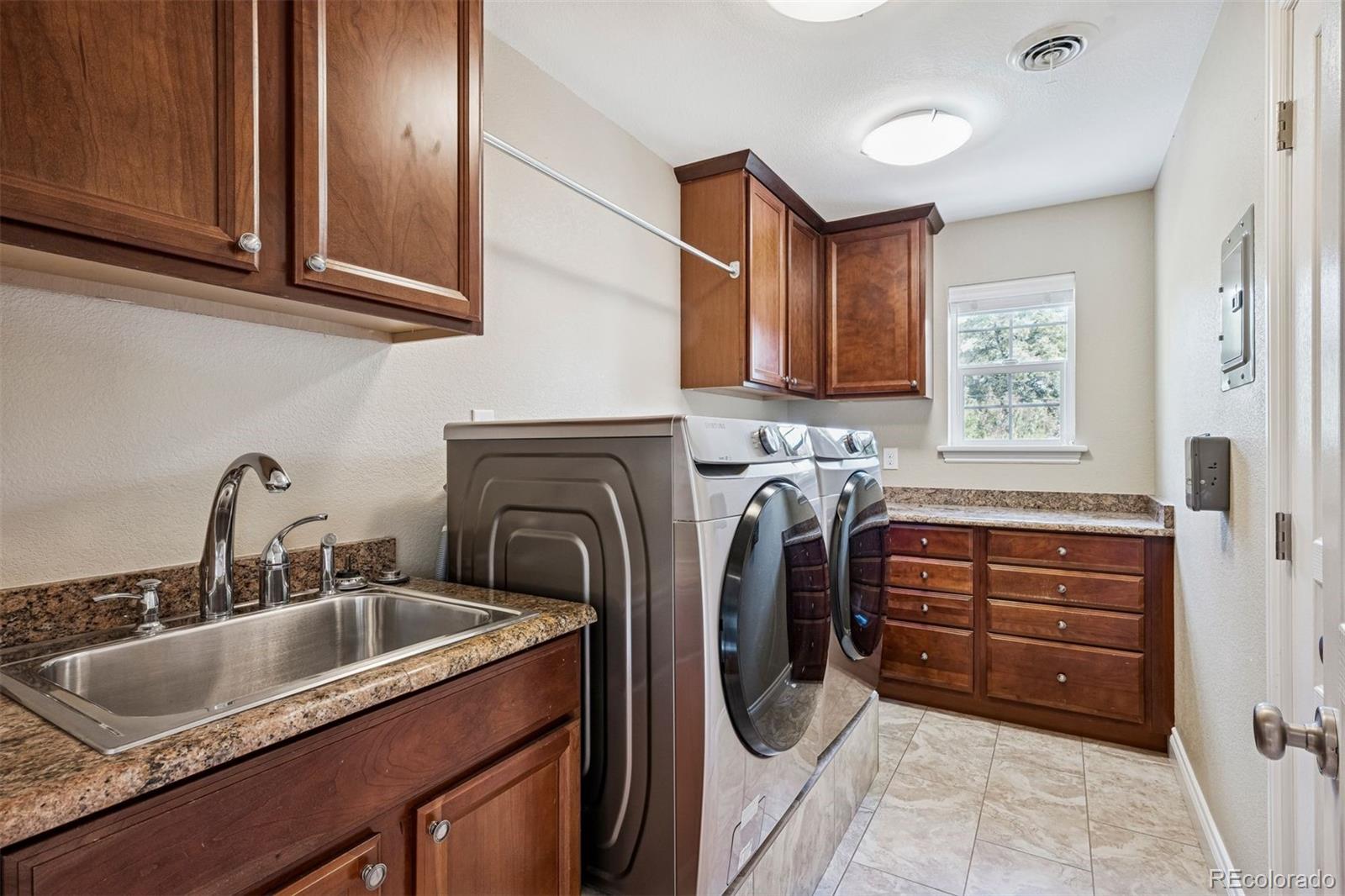 710 S Elizabeth Street