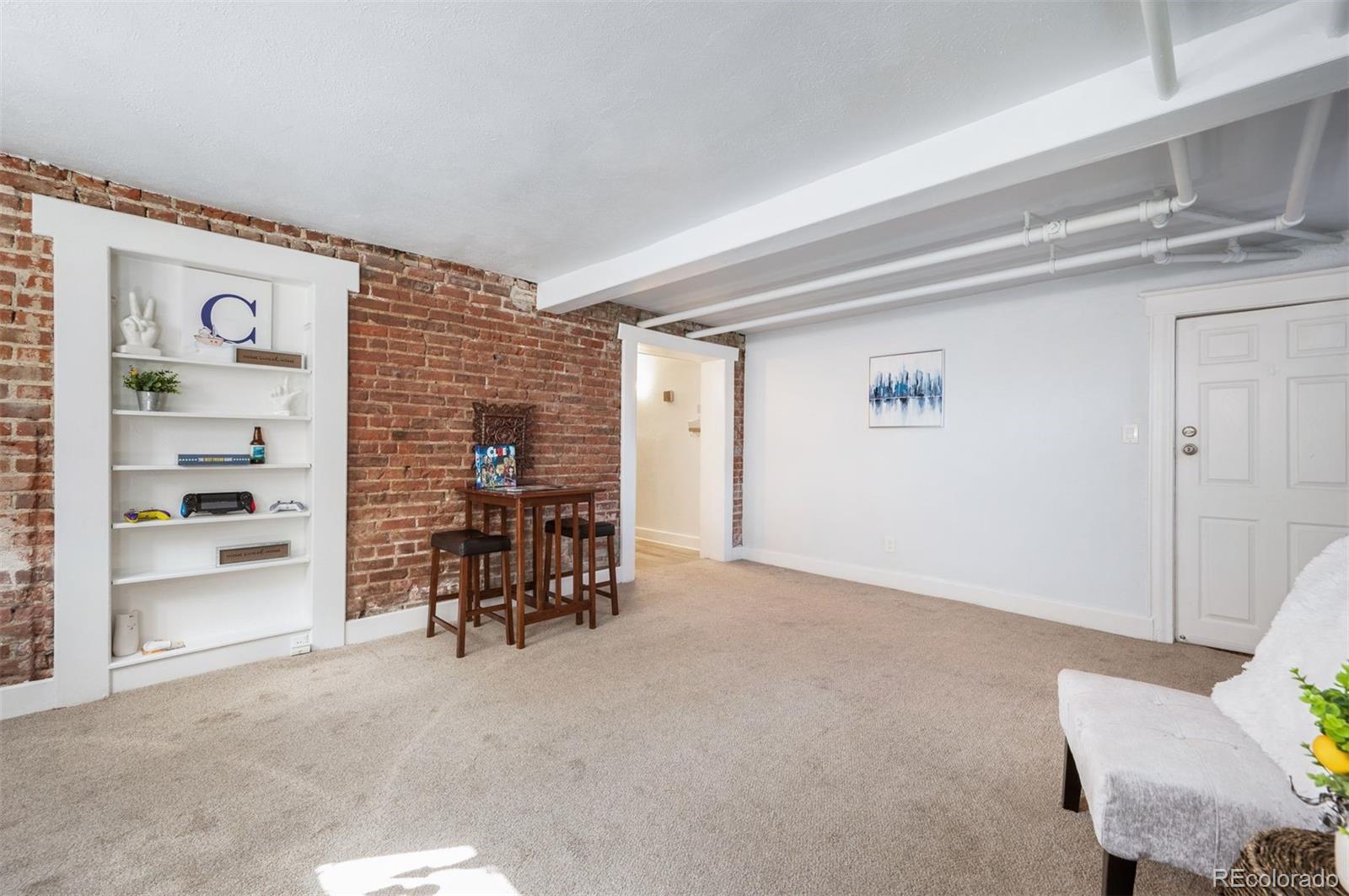 1401 Fillmore Street Unit: 5