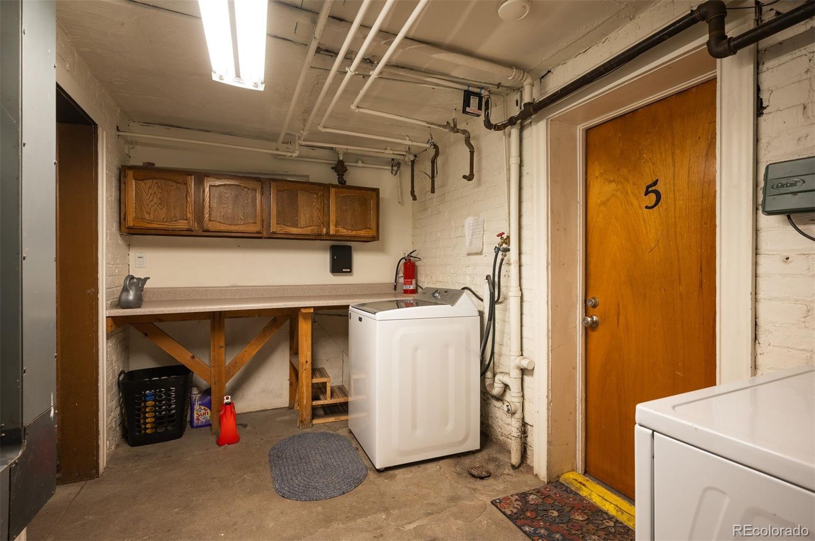 1401 Fillmore Street Unit: 5