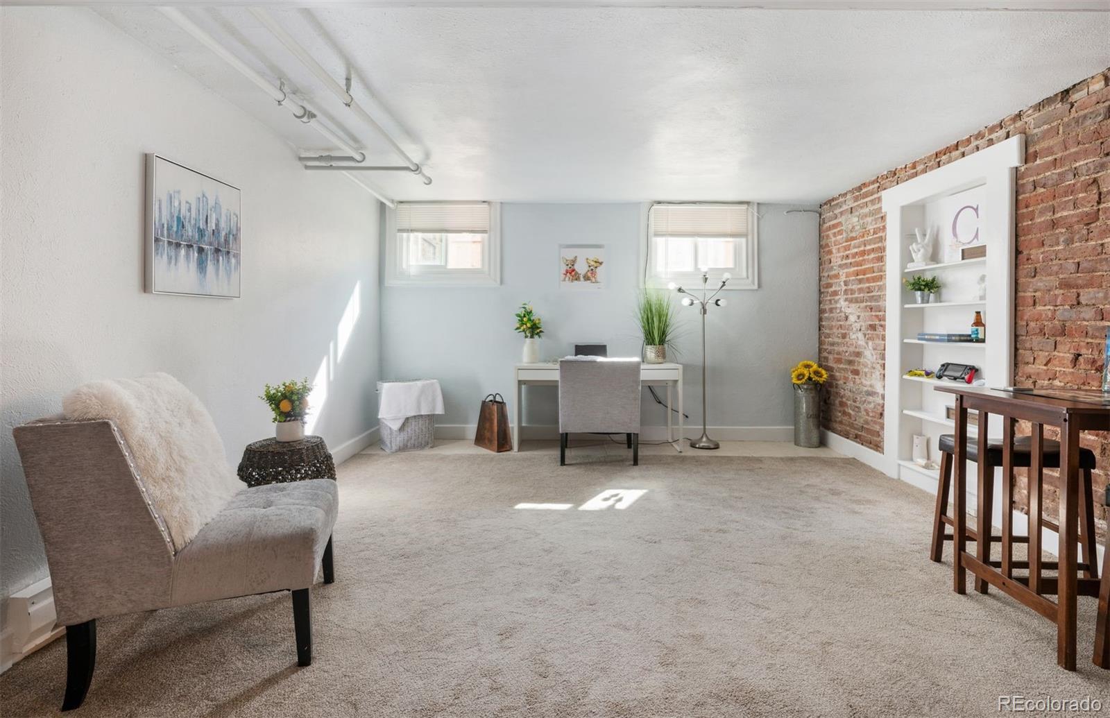 1401 Fillmore Street Unit: 5