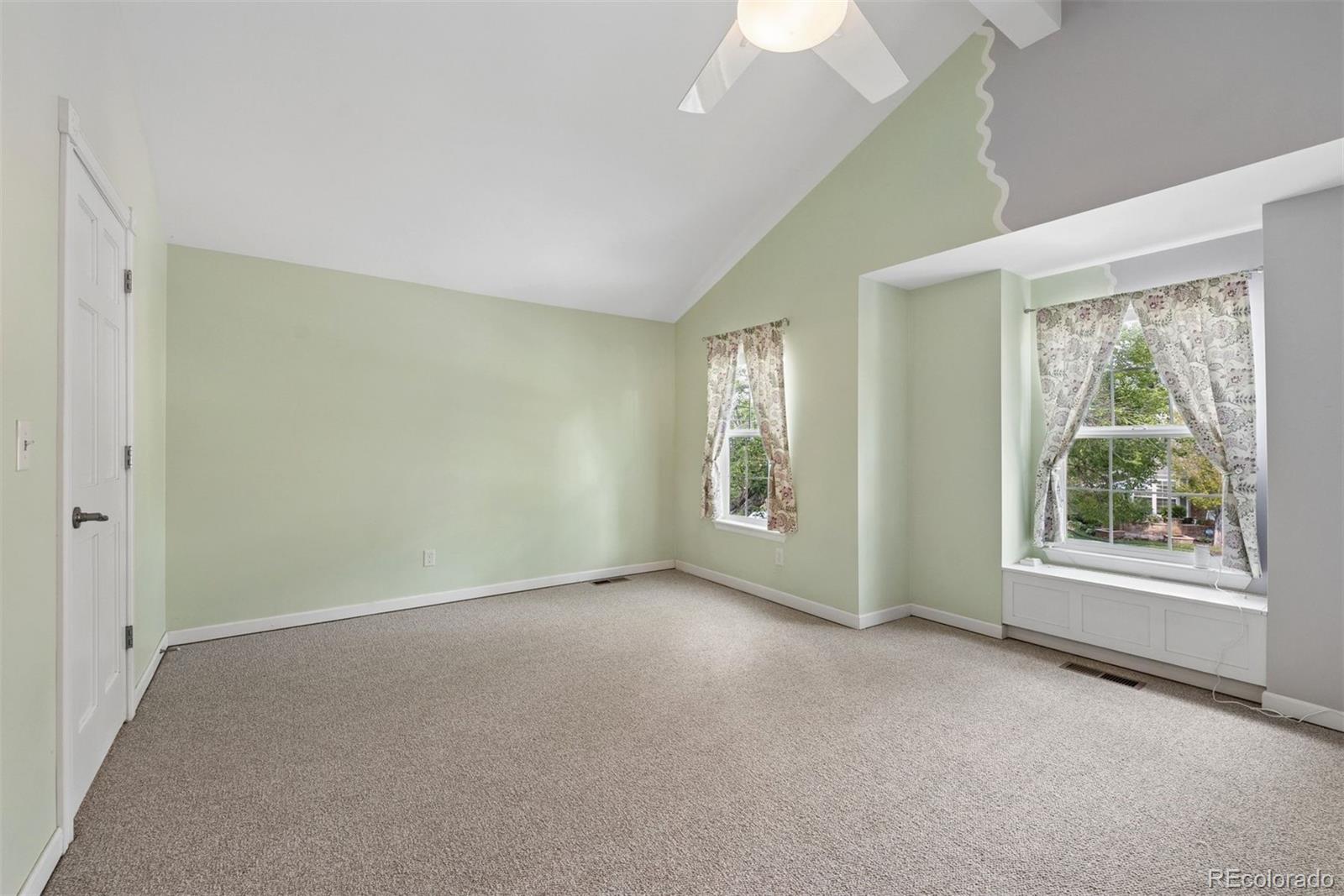 10347 King Court