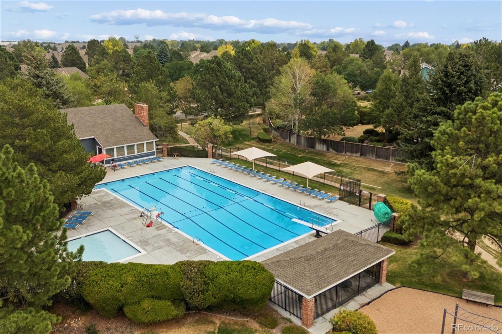 10347 King Court