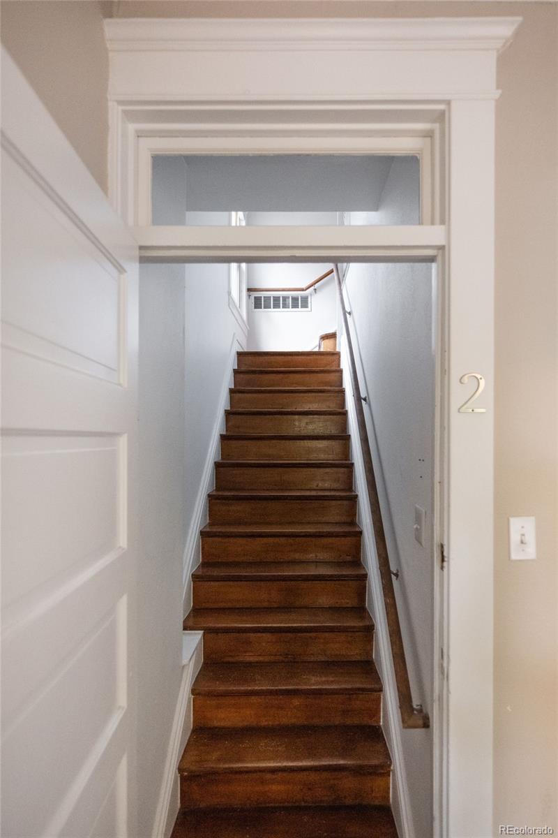 1729 N Marion Street Unit: 201