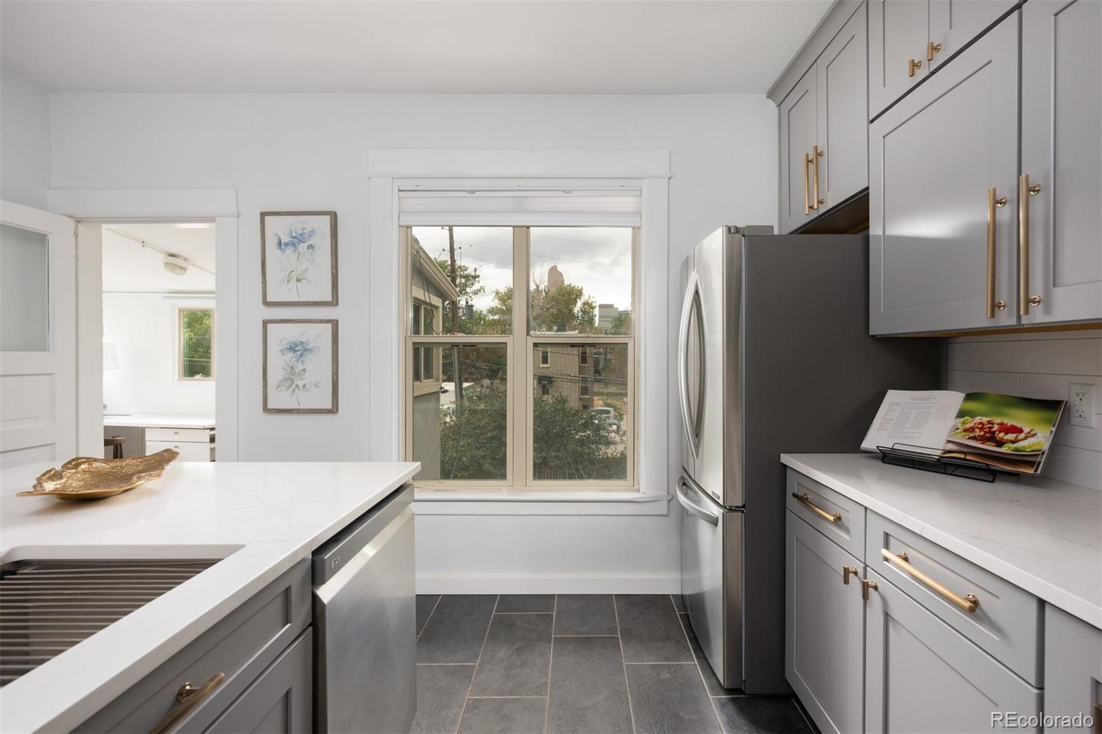 1729 N Marion Street Unit: 201