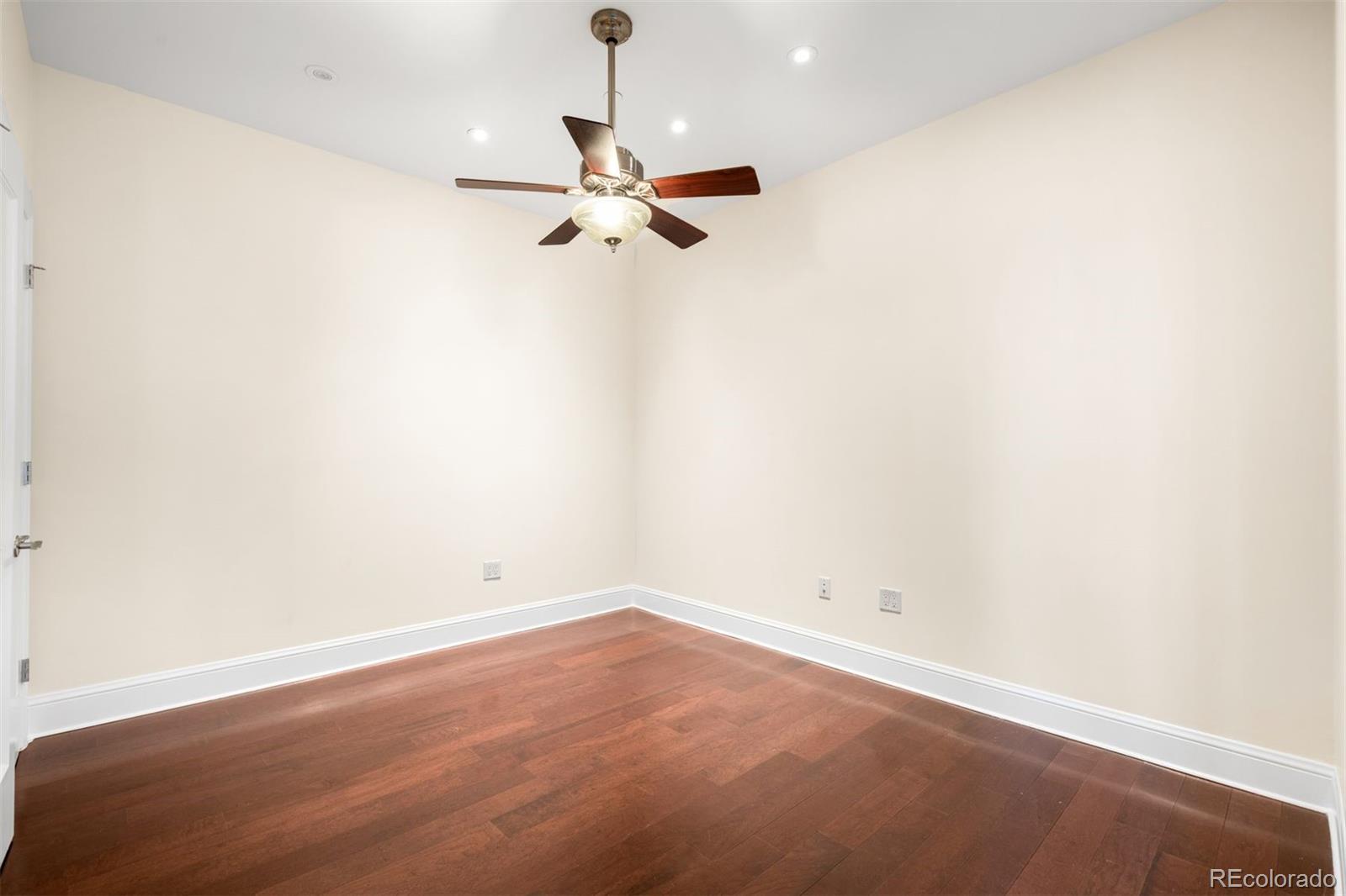5455 Landmark Place Unit: 409