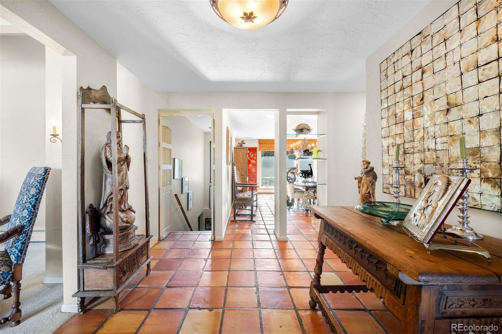 2600 E Willamette Lane