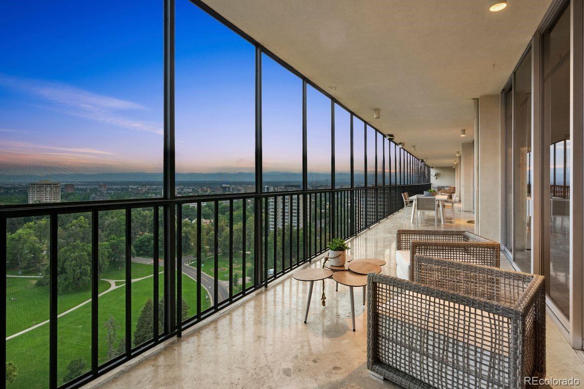 1201 N Williams Street Unit: 17A