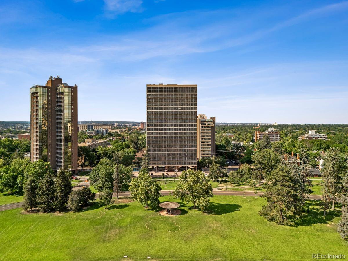 1201 N Williams Street Unit: 17A