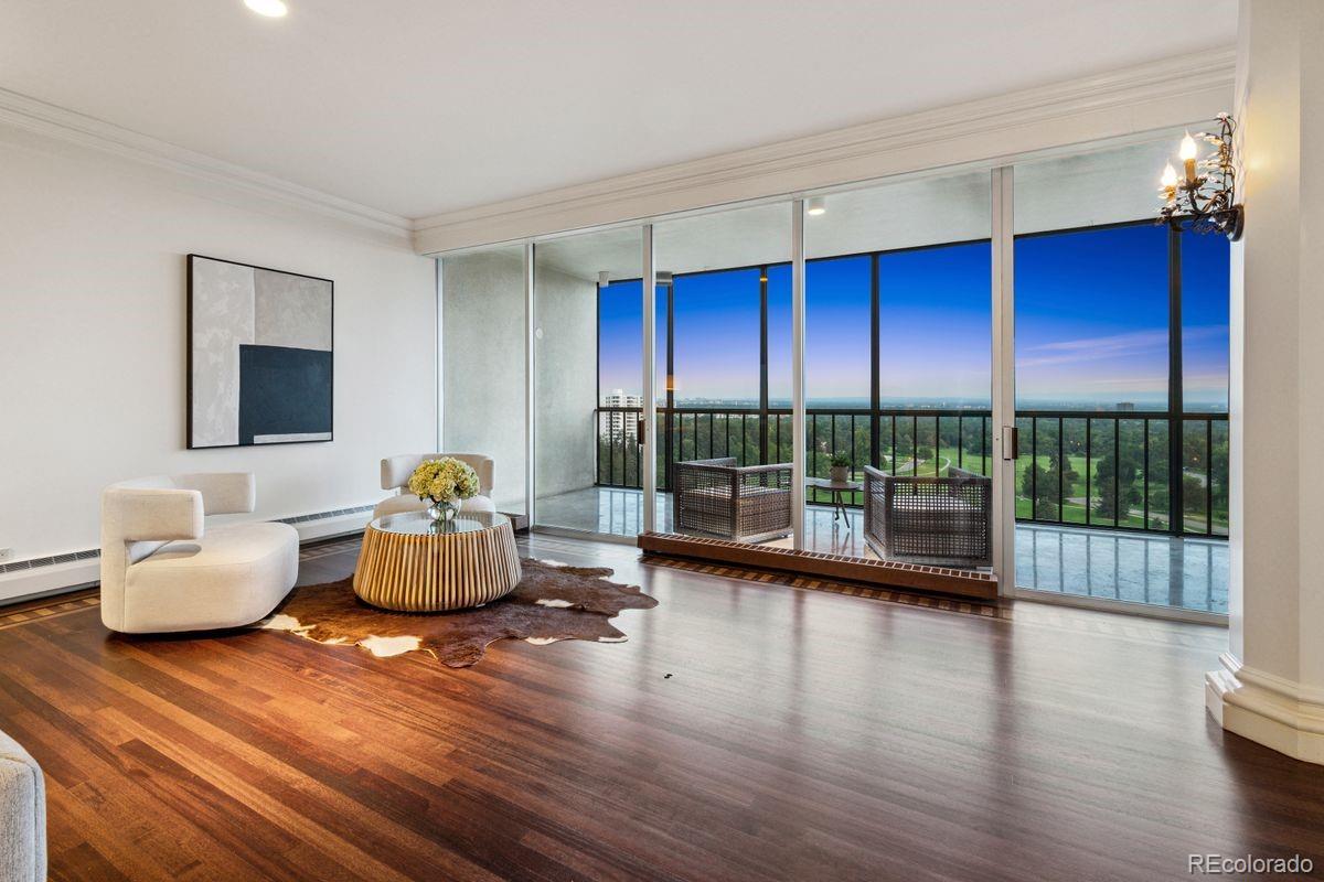 1201 N Williams Street Unit: 17A