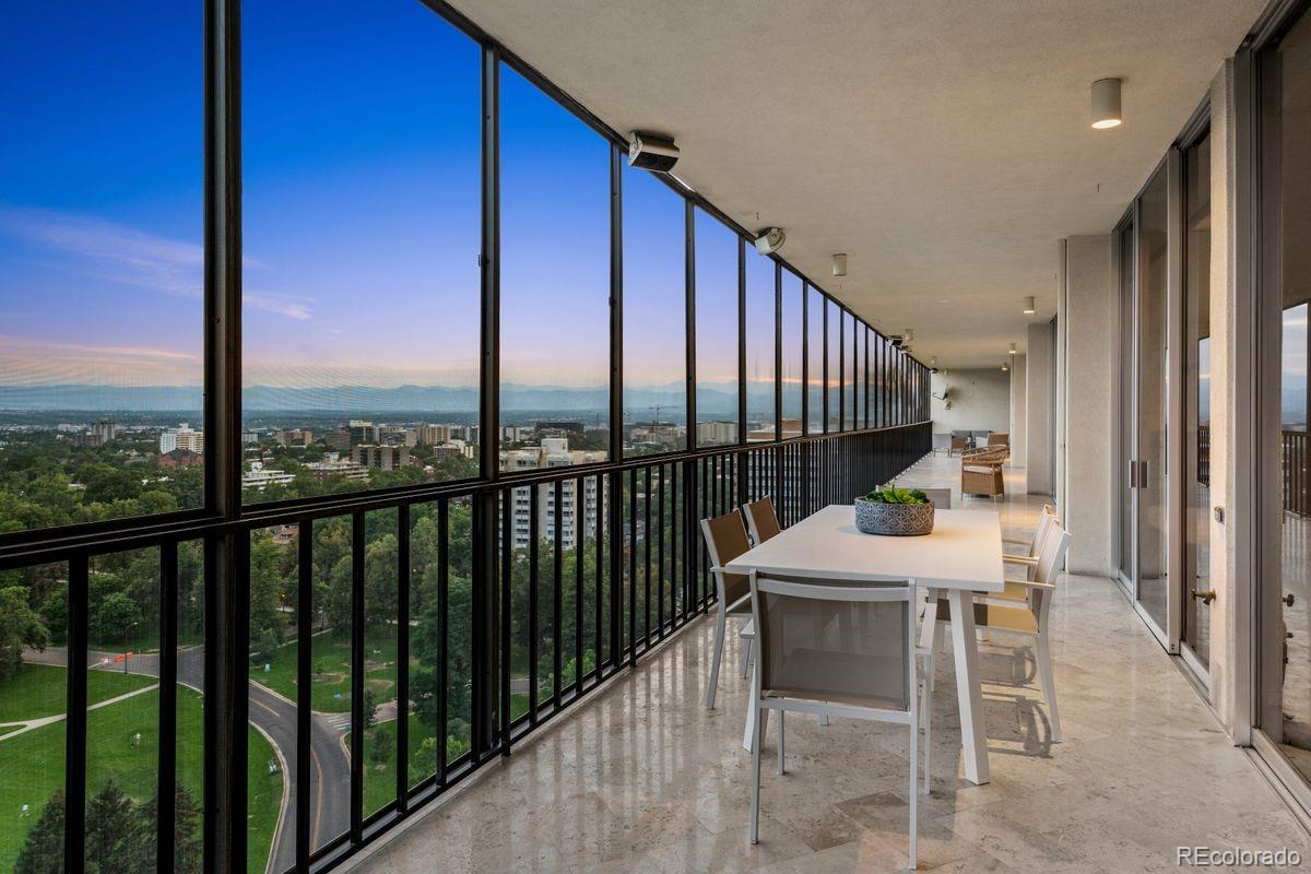 1201 N Williams Street Unit: 17A