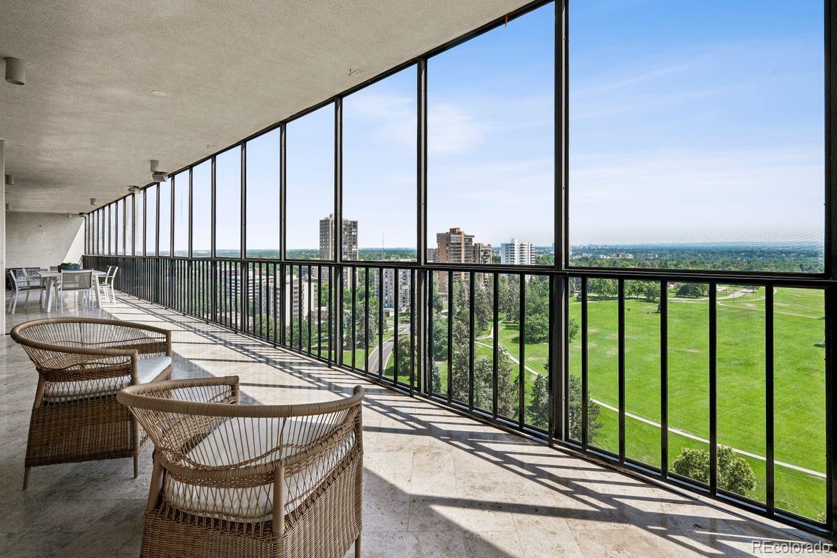 1201 N Williams Street Unit: 17A